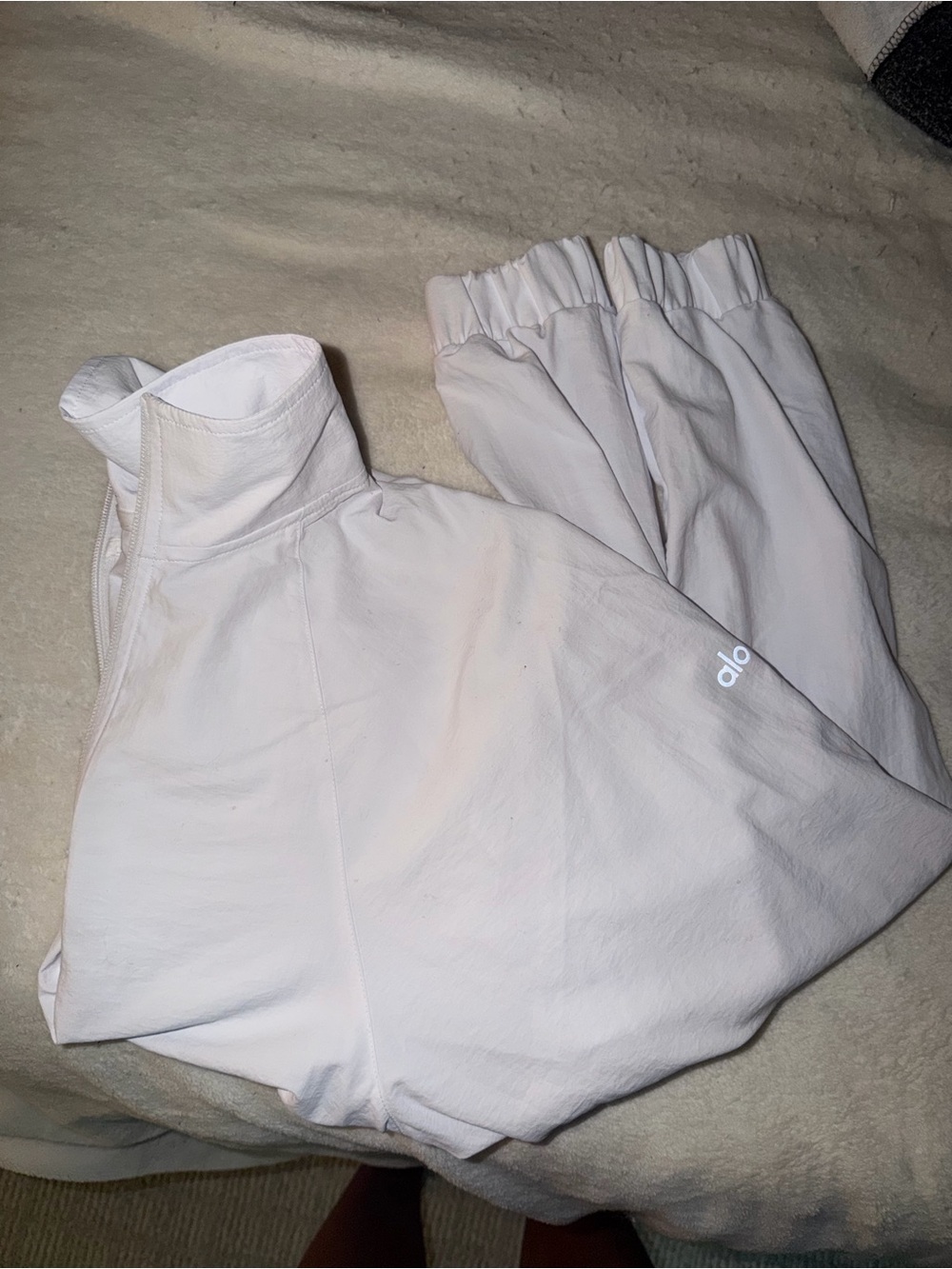 ALO Yoga White Half-Zip Windbreaker Jacket - Picture 2 of 6
